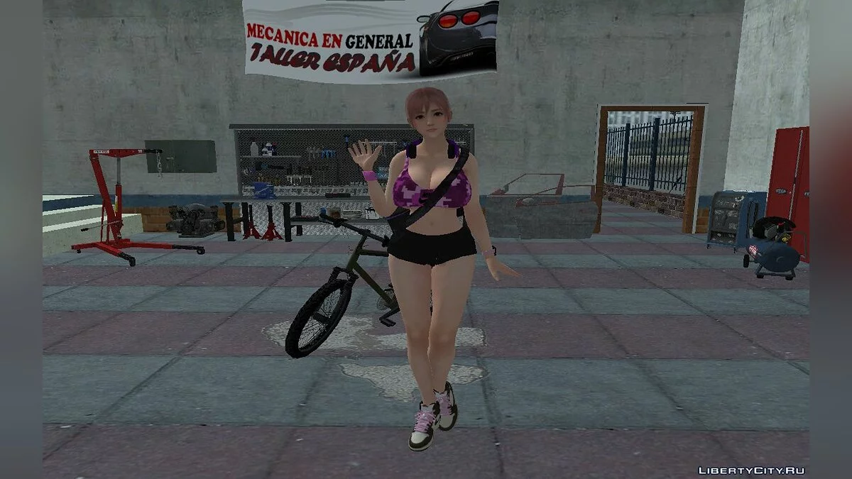 Хонока в спортивном зале (Я боец) / GTA San Andreas