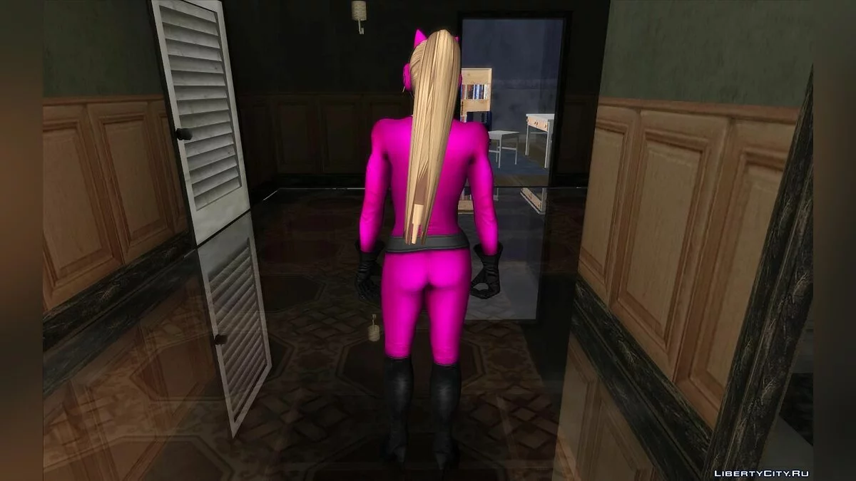 Сара в розовом наряде / GTA San Andreas