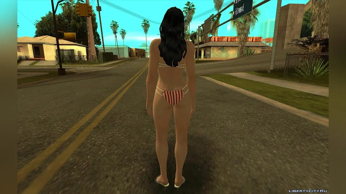 Чудо-женщина в купальнике / GTA San Andreas