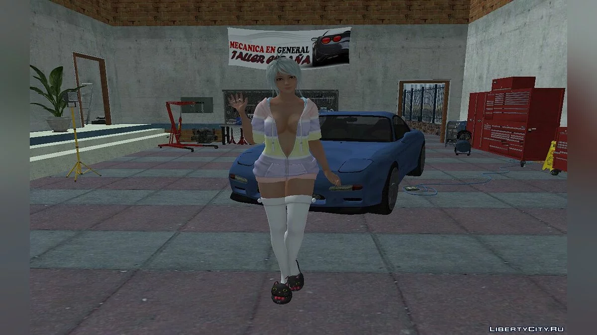 DOAXVV Patty Loose Fluffy Parka / GTA San Andreas