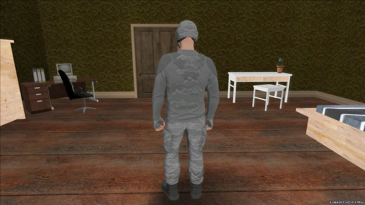Мужчина в шлеме из GTA Online / GTA San Andreas