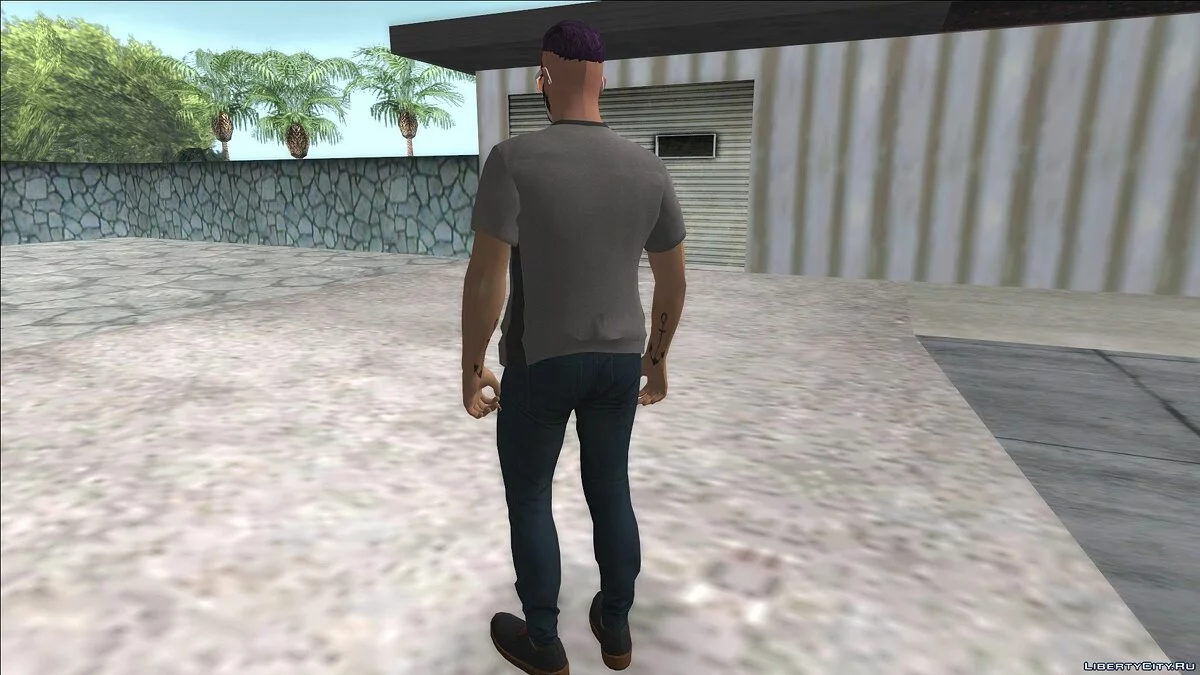 Персонаж в гриме и в очках из GTA Online / GTA San Andreas