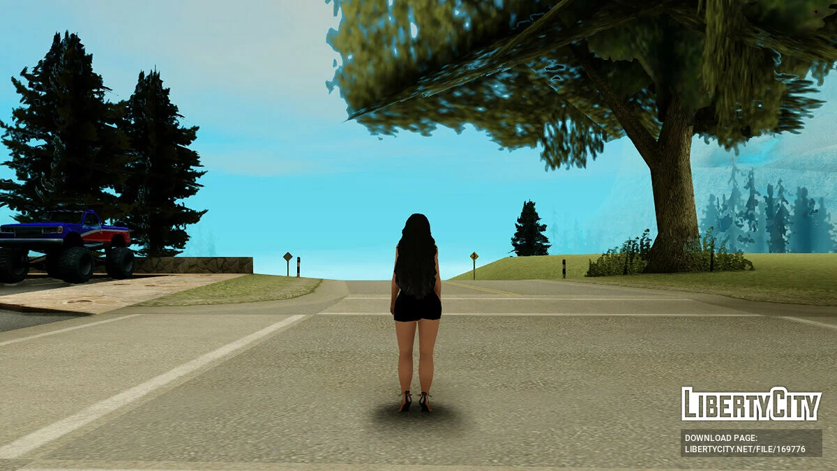 Девушка в одежде от Chanel / GTA San Andreas