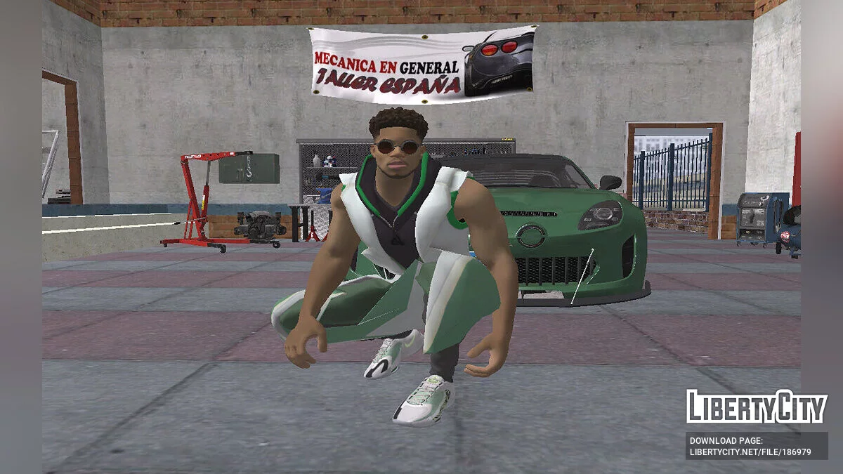 Яннис Адетокунбо из Fortnite / GTA San Andreas