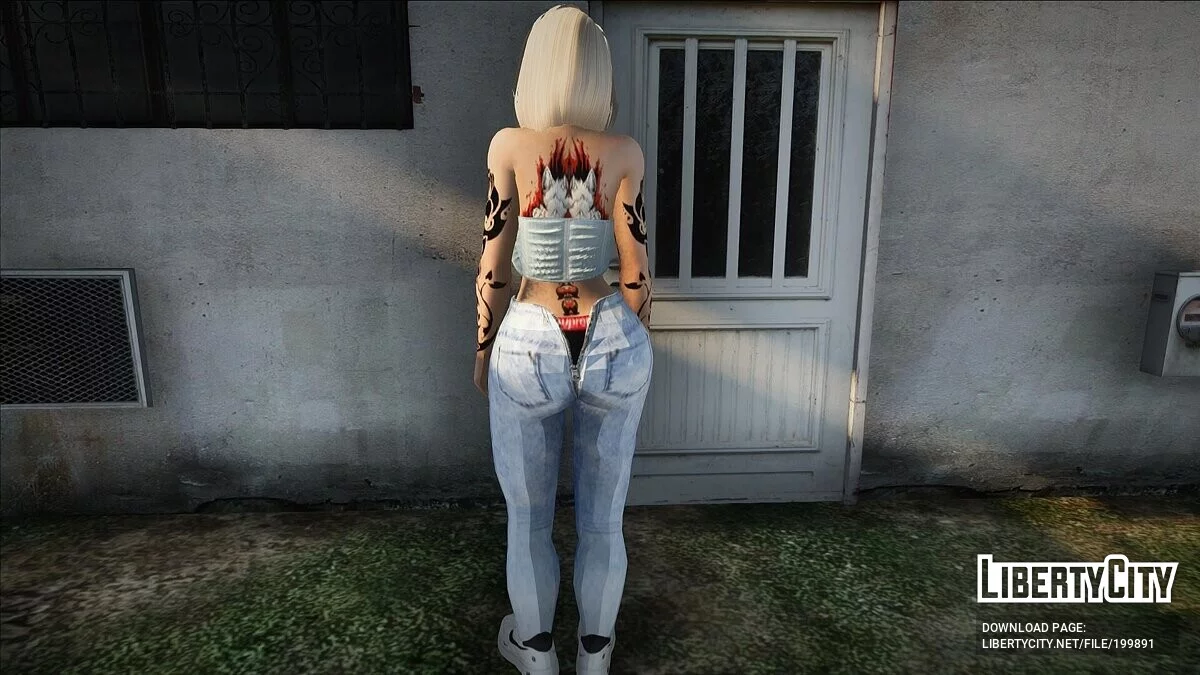 Блондинка с татуировками / GTA San Andreas