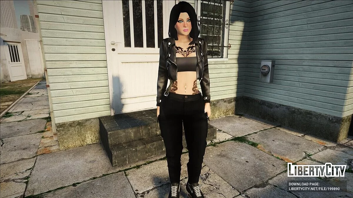 Брюнетка с татуировками / GTA San Andreas