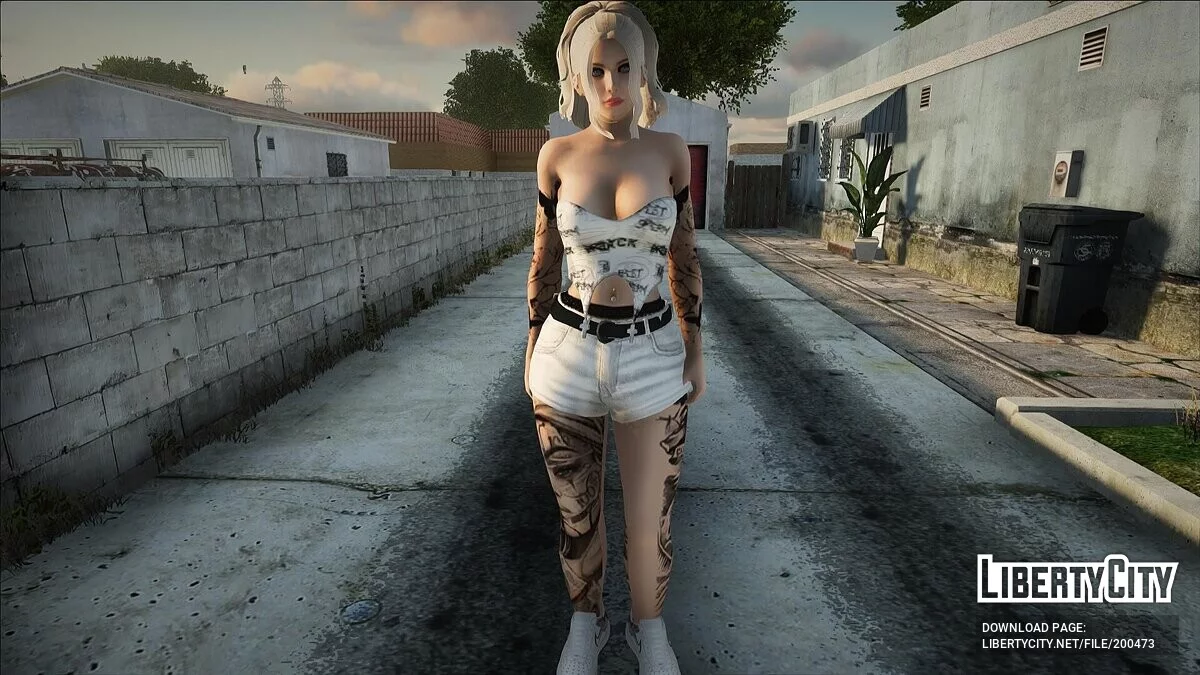 Сексуальная блондинка с татуировками / GTA San Andreas