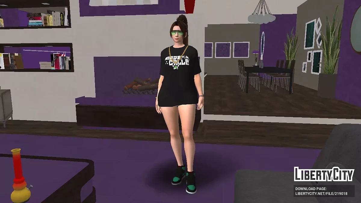 Май Ширануи в чёрной футболке / GTA San Andreas