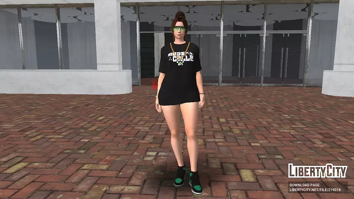 Май Ширануи в чёрной футболке / GTA San Andreas