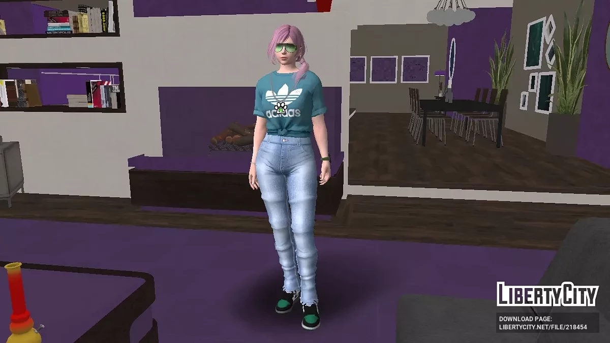 Алиса в костюме от Adidas / GTA San Andreas