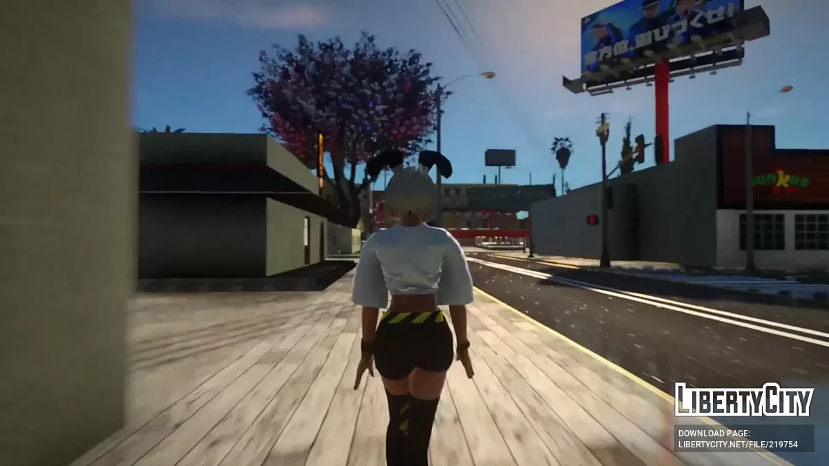 2B из NieR: Automata в повседневном виде / GTA San Andreas