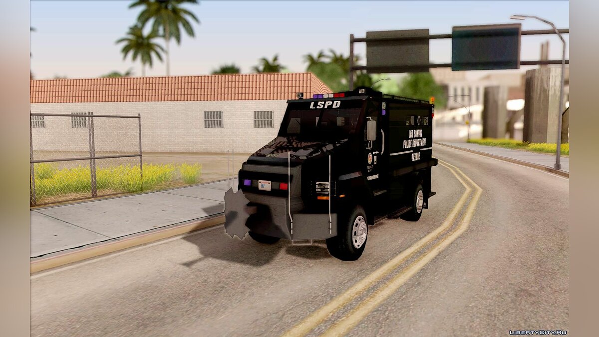 Скачать BearCat SWAT Truck для GTA San Andreas