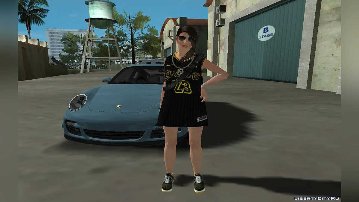 Лара Крофт из Tomb Raider / GTA San Andreas