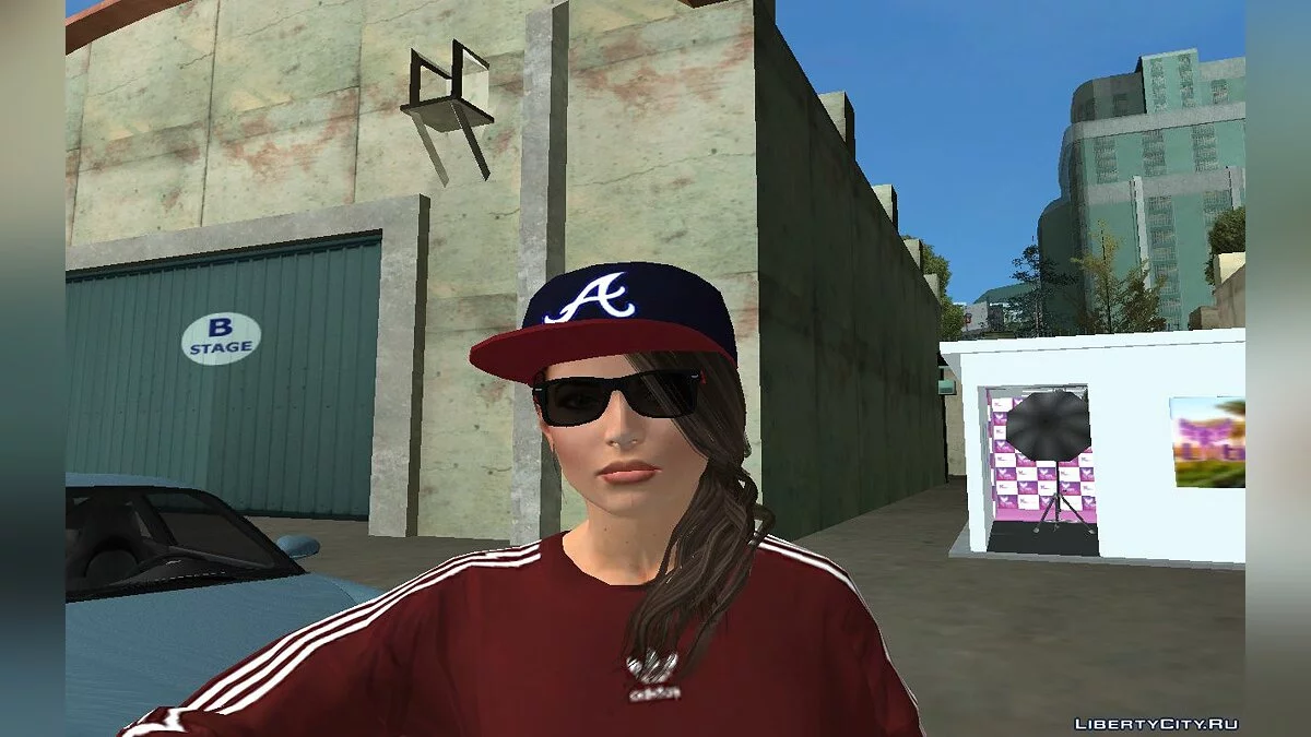 Лара Крофт из Tomb Raider / GTA San Andreas