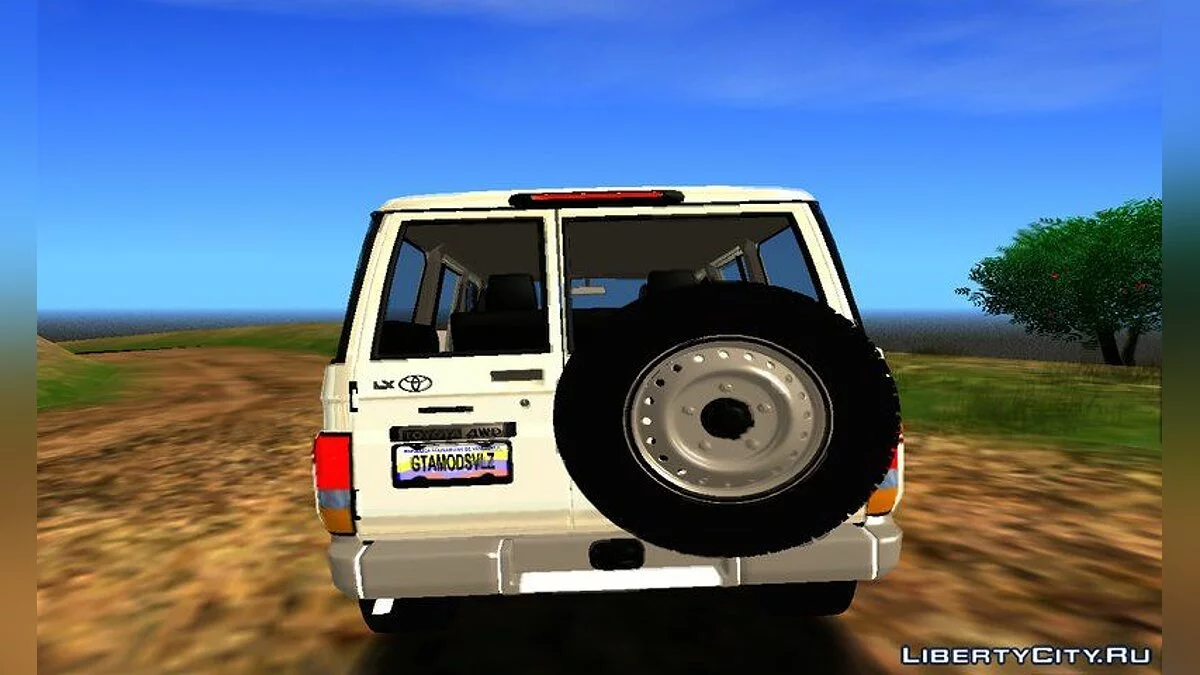 Toyota Land Cruiser Lc76 / GTA San Andreas