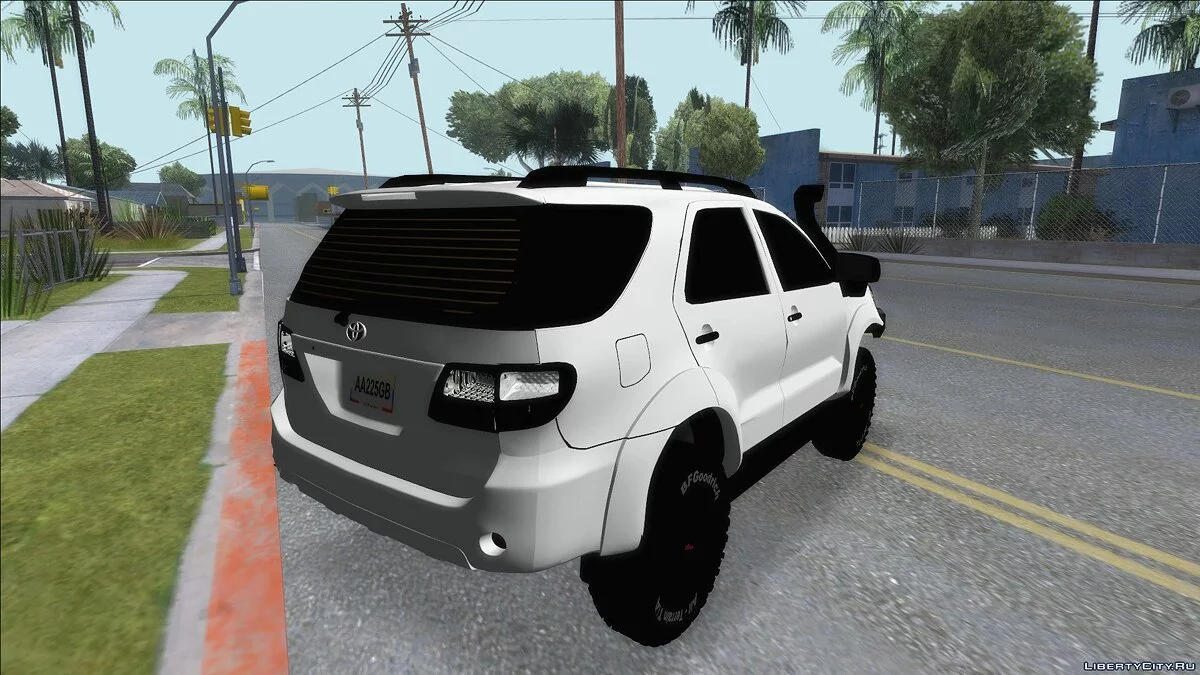 Toyota Fortuner 2012 TRD Off-Road / GTA San Andreas