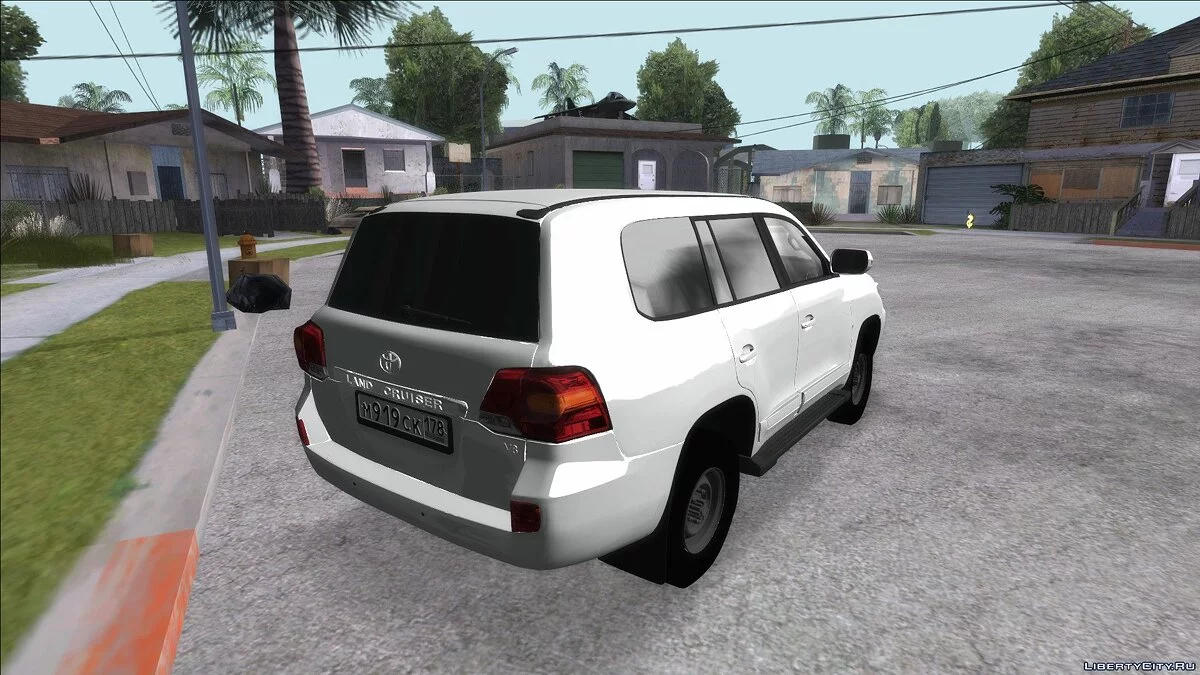Toyota Land Cruiser 200 / GTA San Andreas