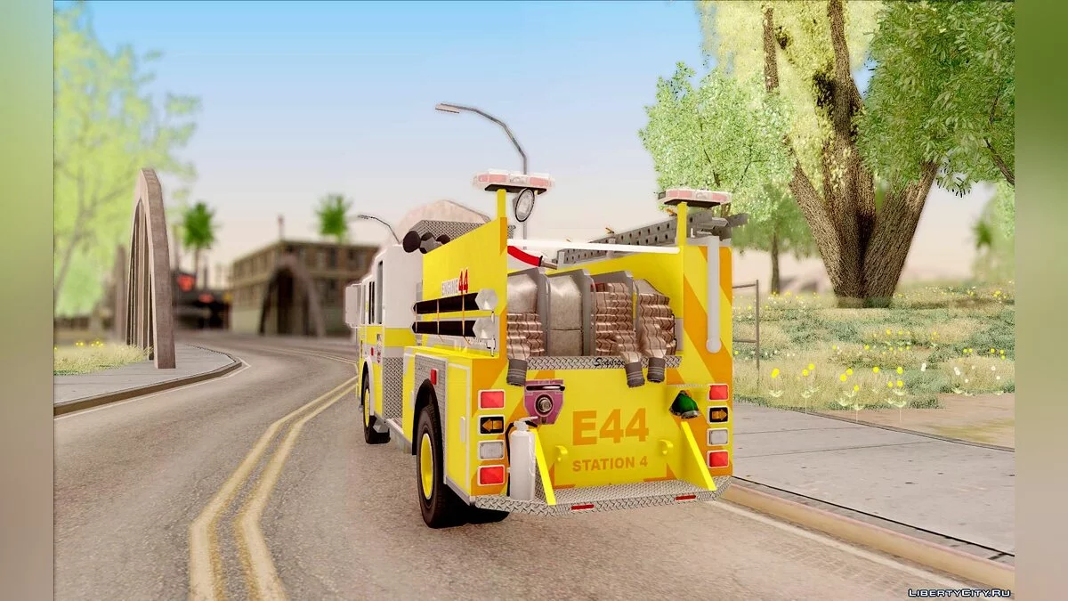Seagrave Marauder II BCFD Engine 44 Yellow / GTA San Andreas