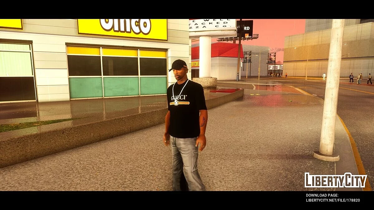 Черная футболка Гуччи / GTA San Andreas: The Definitive Edition