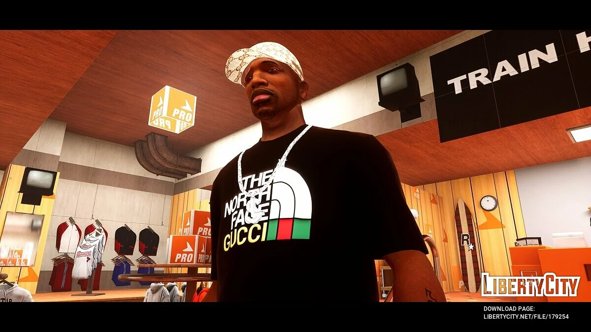 Черная футболка The North Face Gucci Cat / GTA San Andreas: The Definitive Edition