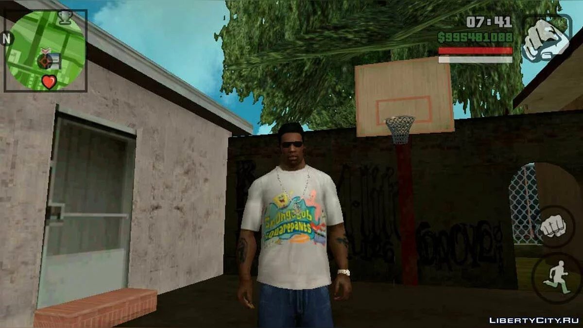 Футболка со Спанч Бобом / GTA San Andreas (iOS, Android)