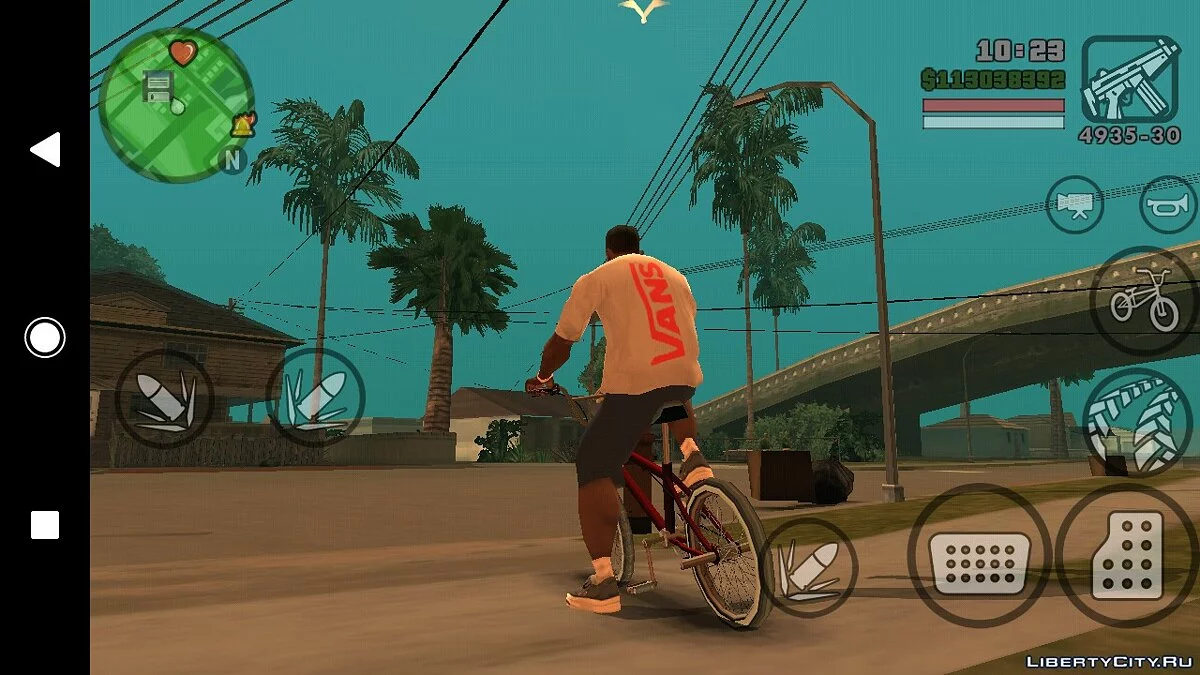 Футболка Supreme коллаб с Vans / GTA San Andreas (iOS, Android)
