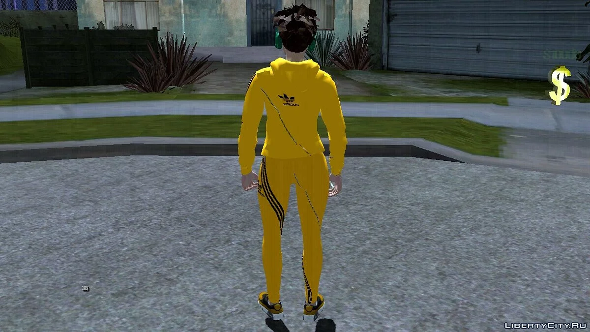 Рандомный скин девушки из GTA Online (В спортивном костюме Адидас) / GTA San Andreas (iOS, Android)