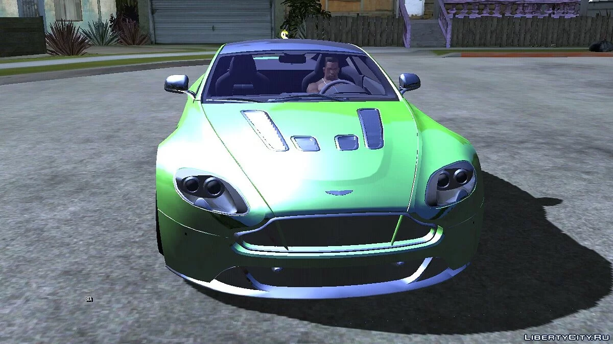 Aston Martin (только DFF) / GTA San Andreas (iOS, Android)