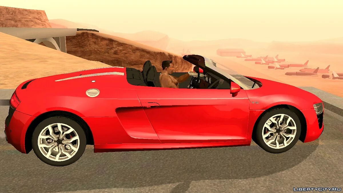 Audi R8 V10 Spyder 2014 / GTA San Andreas (iOS, Android)