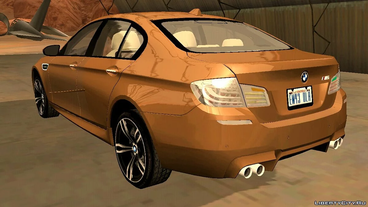 BMW M5 F10 2012 / GTA San Andreas (iOS, Android)