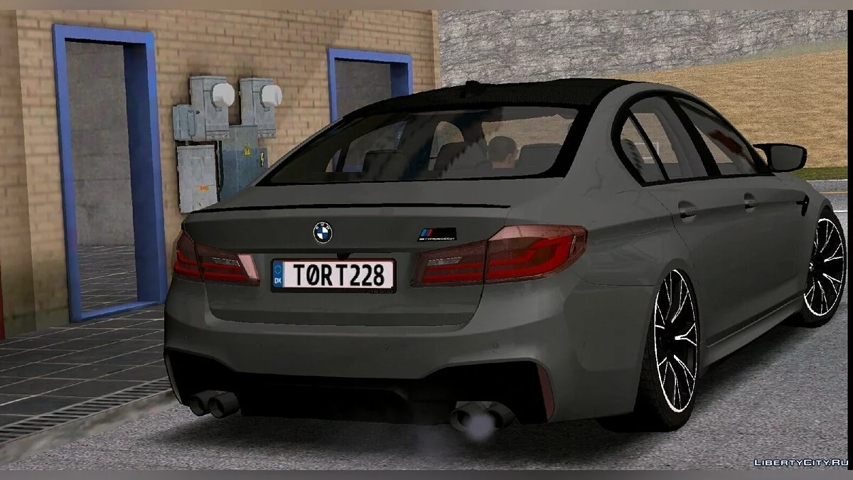 BMW M5 Competition / GTA San Andreas (iOS, Android)