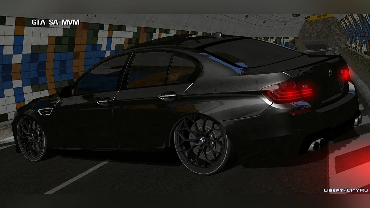 BMW M5 F10 / GTA San Andreas (iOS, Android)