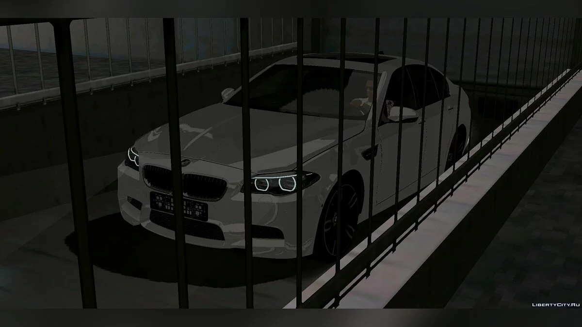 BMW M5 F10 / GTA San Andreas (iOS, Android)