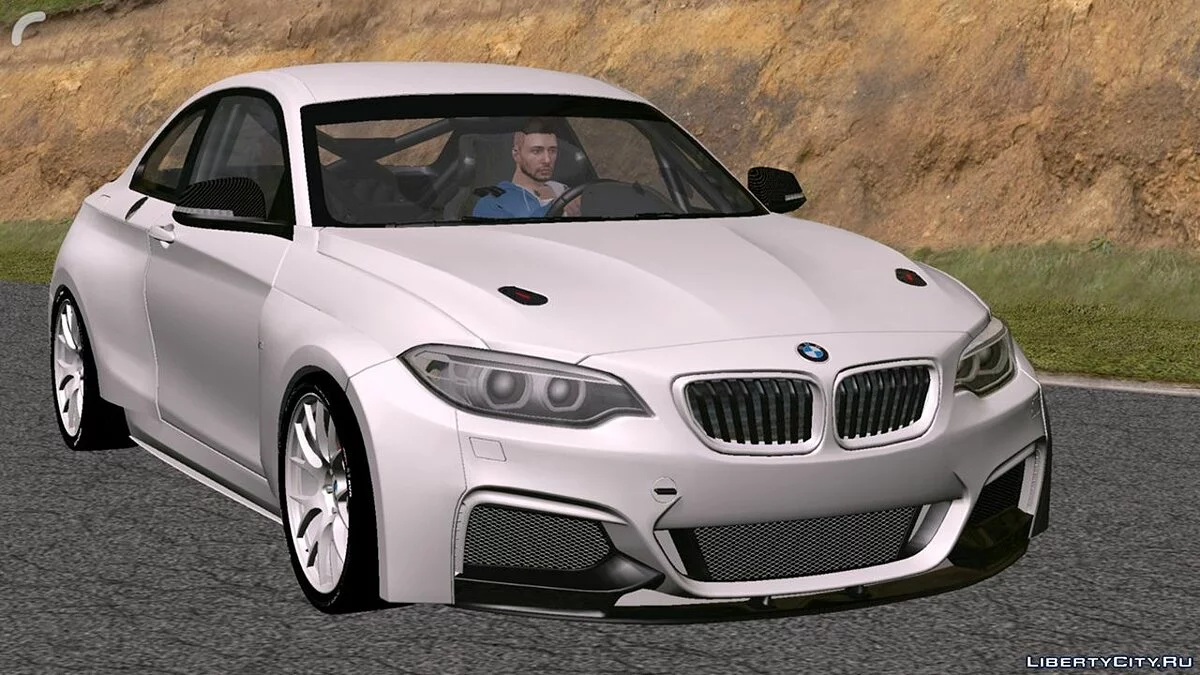 BMW M235I / GTA San Andreas (iOS, Android)