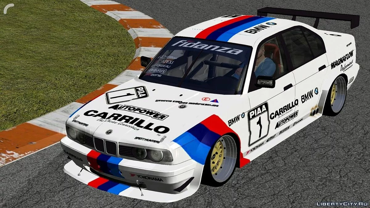 BMW M5 / GTA San Andreas (iOS, Android)
