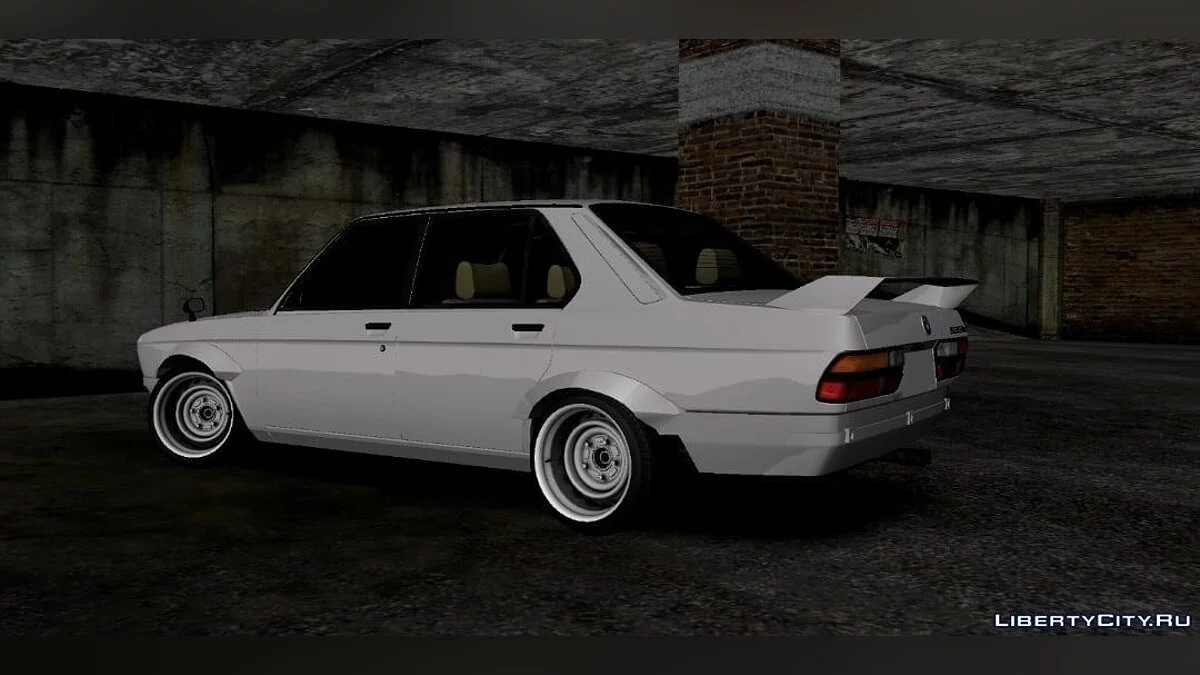 BMW E28 / GTA San Andreas (iOS, Android)