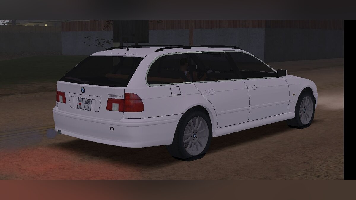 Скачать BMW E39 Touring для GTA San Andreas (iOS, Android)