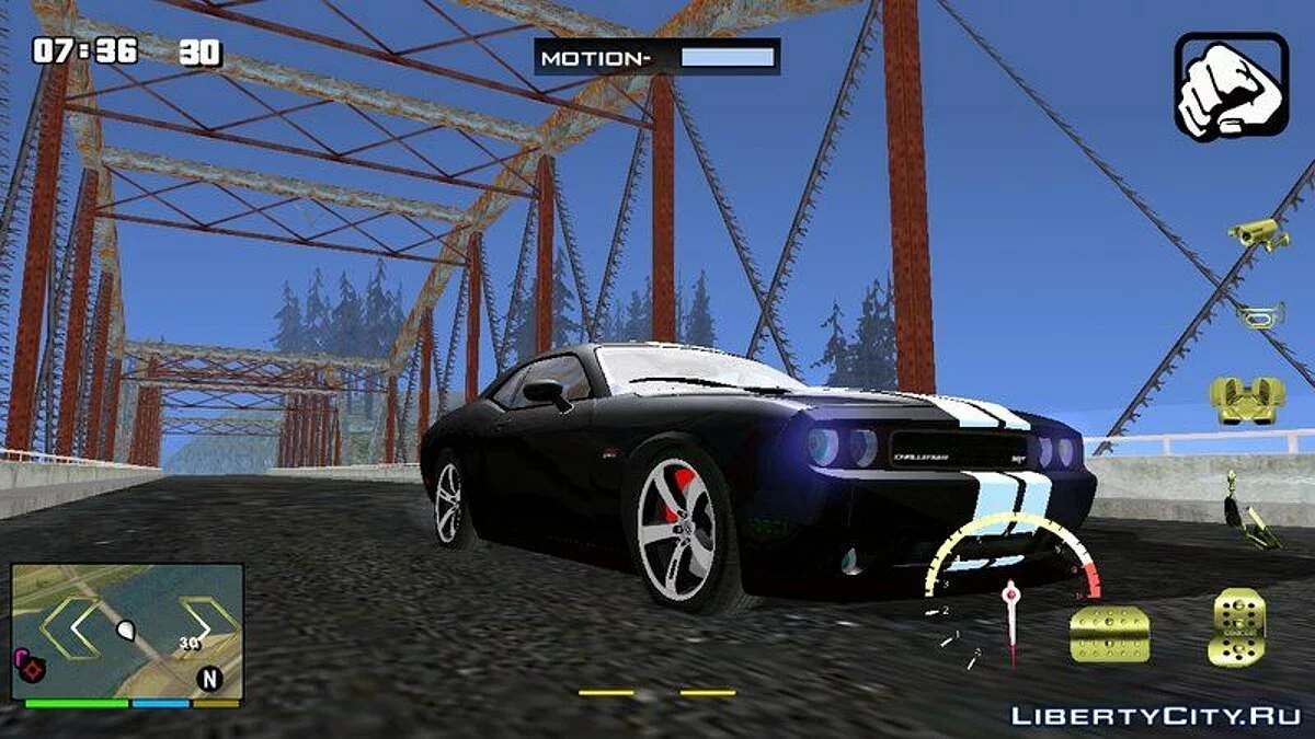 Dodge Challenger SRT8 / GTA San Andreas (iOS, Android)