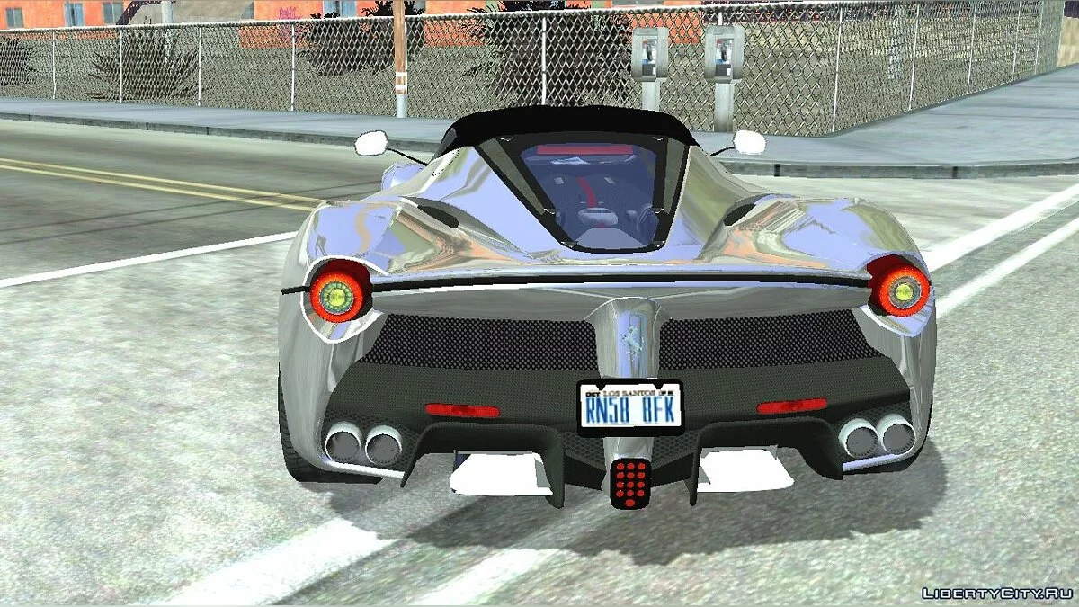 Ferrari Laferrari 2014 / GTA San Andreas (iOS, Android)