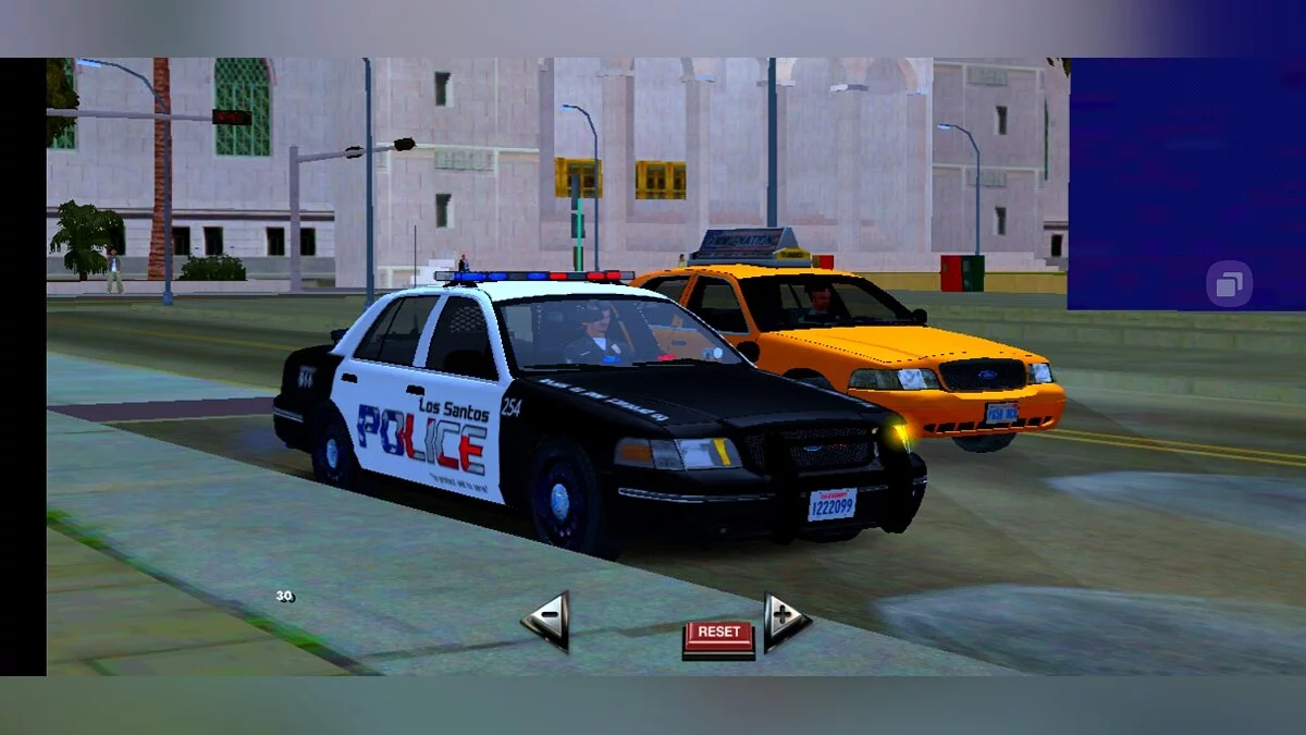 Ford Crown Victoria 2009 / GTA San Andreas (iOS, Android)