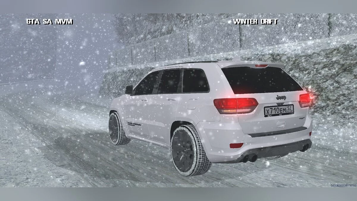Jeep Grand Cherokee SRT8 / GTA San Andreas (iOS, Android)