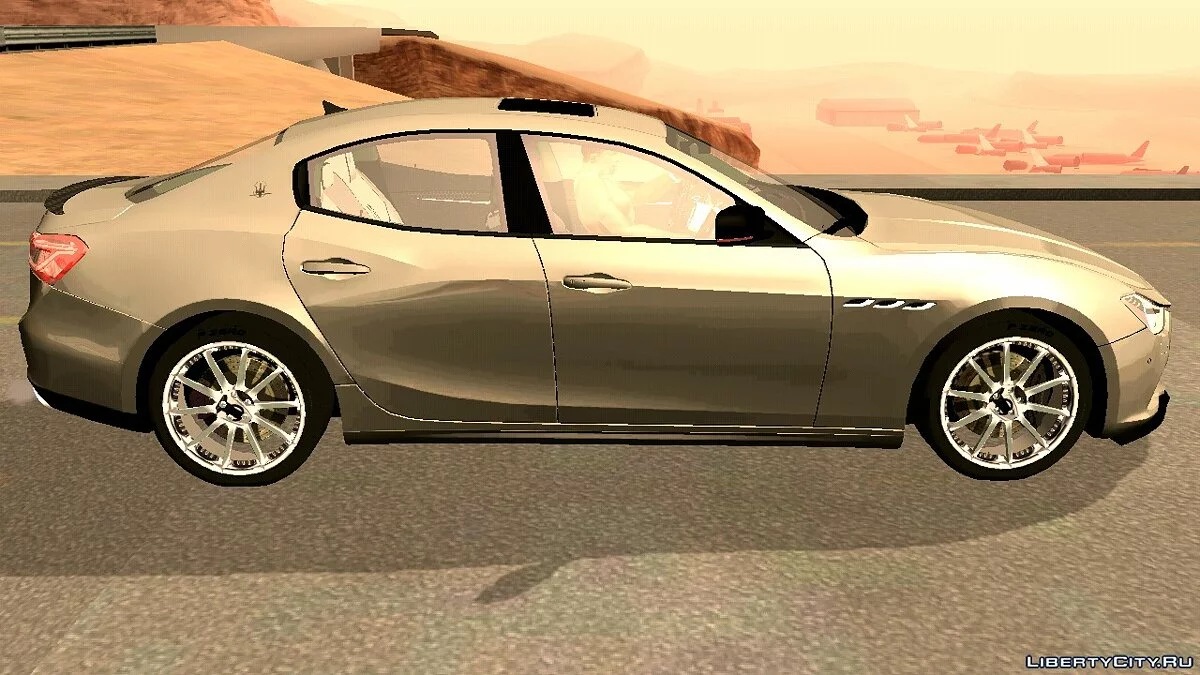 Maserati Ghibli 2014 / GTA San Andreas (iOS, Android)