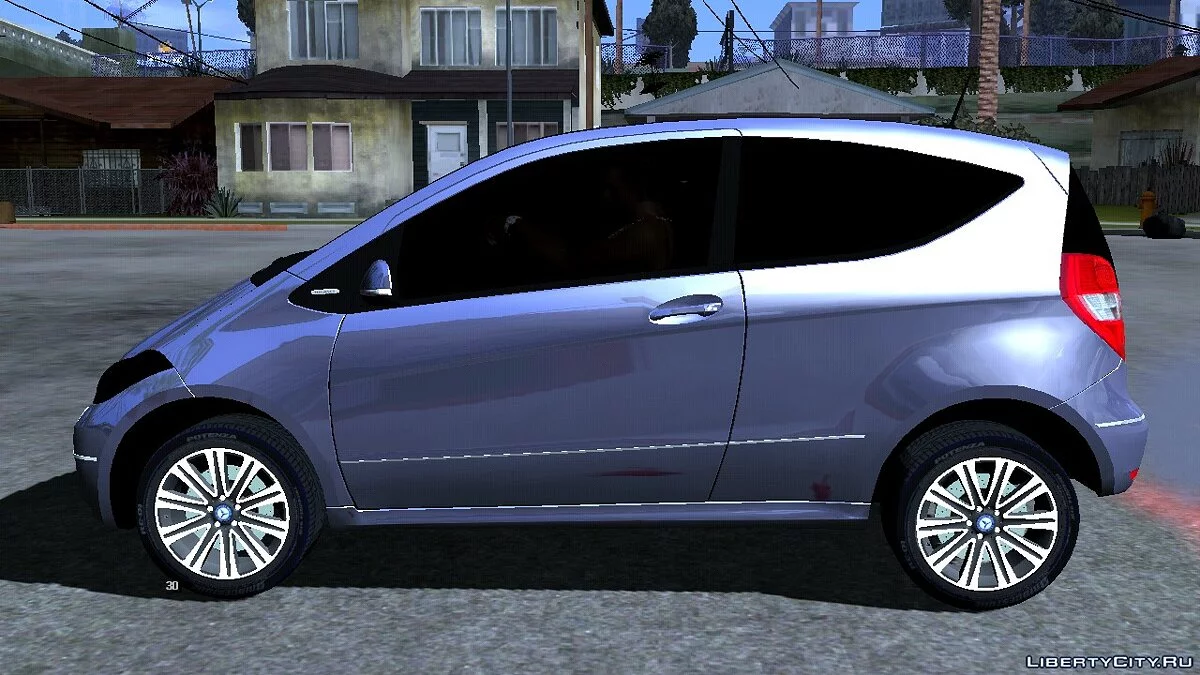 Mercedes-Benz A200 / GTA San Andreas (iOS, Android)