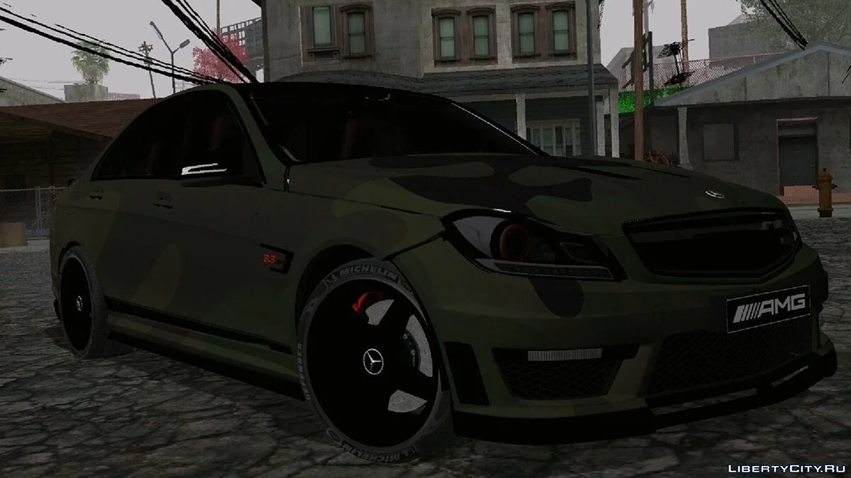 Mercedes Benz C63 AMG камуфляж / GTA San Andreas (iOS, Android)