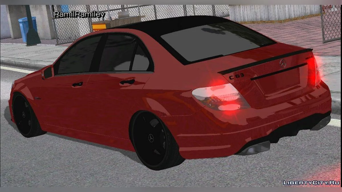Mercedes-Benz C63 AMG / GTA San Andreas (iOS, Android)