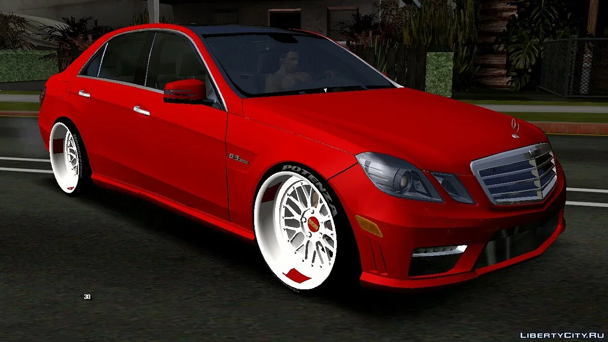 Mercedes-Benz E63 AMG / GTA San Andreas (iOS, Android)
