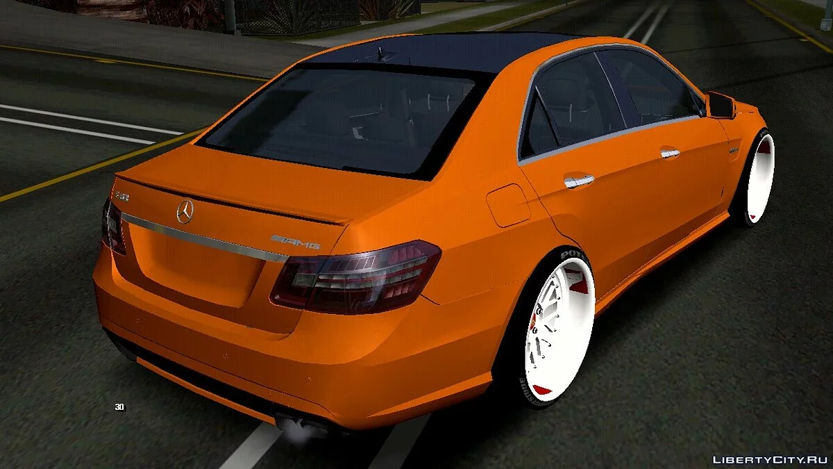 Mercedes-Benz E63 AMG / GTA San Andreas (iOS, Android)