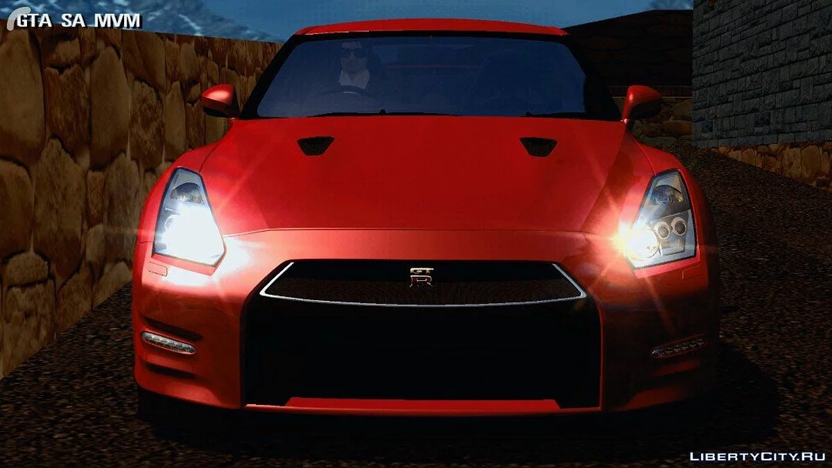 Nissan GTR R35 / GTA San Andreas (iOS, Android)
