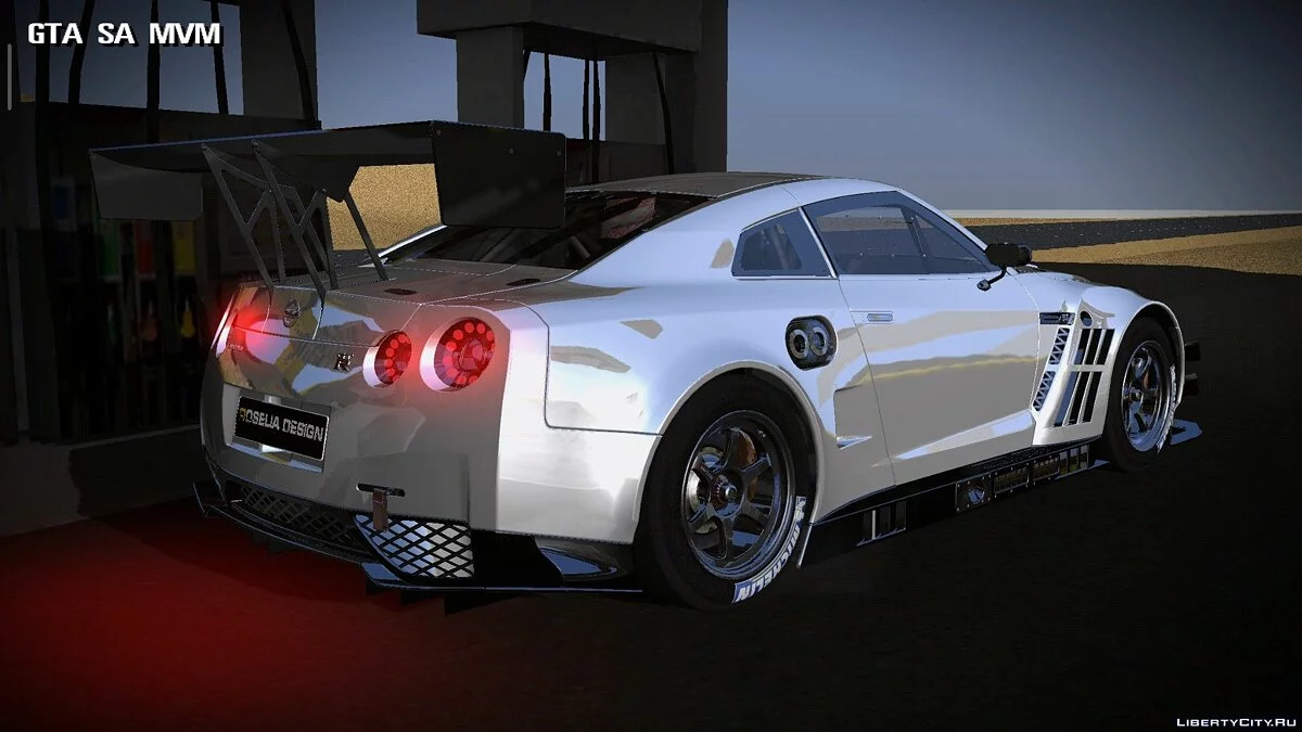 Nissan GTR R35 / GTA San Andreas (iOS, Android)