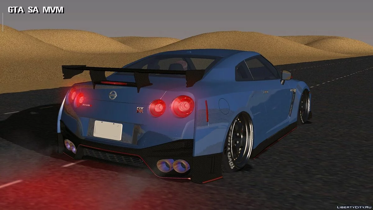 Nissan GTR R35 / GTA San Andreas (iOS, Android)